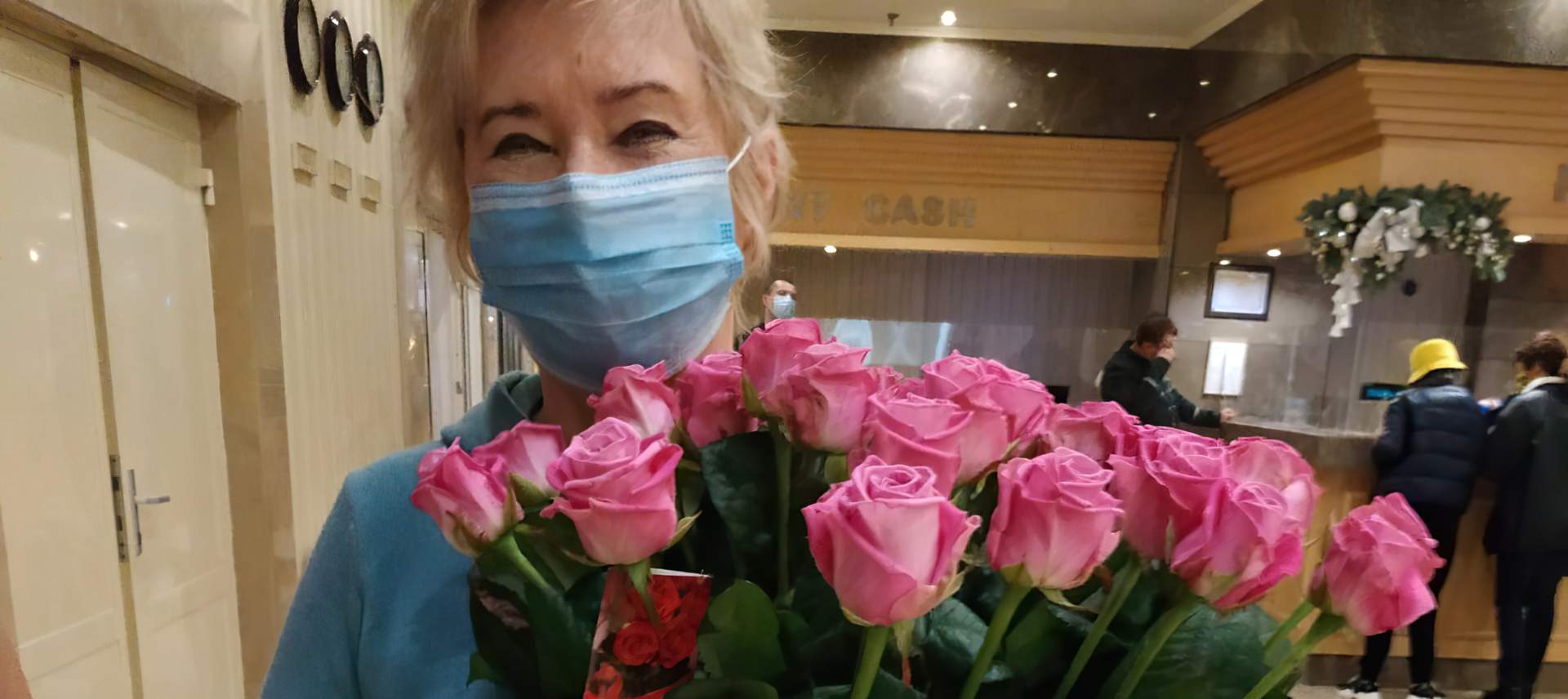 Приймаємо передзамовлення на день матері | «Роза Львів»