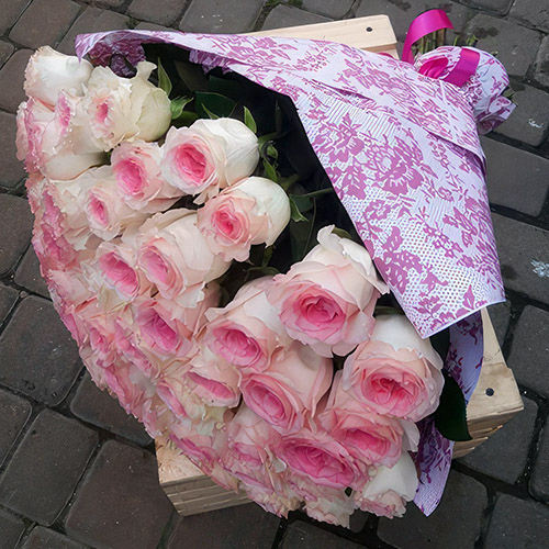 ніжно-рожеві троянди фото букета