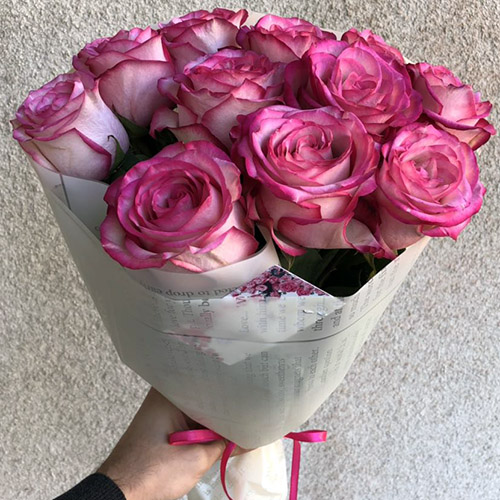 Букет рожевих троянд фото