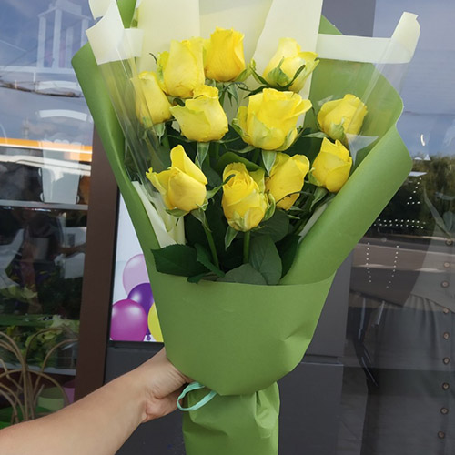 Фото товара 11 жовтих троянд у Львові